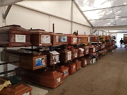 Oltre 1000 bare attendono ancora la sepoltura nel cimitero di Palermo