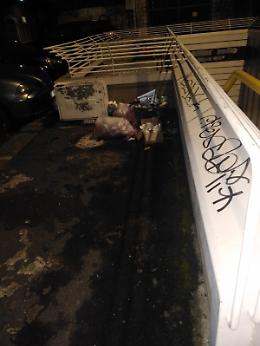 Catania: tutta la città in preda alla sporcizia