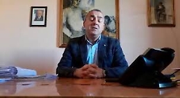 Danneggiamenti in città, grido d'allarme del sindaco