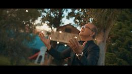 Sui social è Gianni Celeste "follia": il suo "Povero gabbiano" hit su Tik Tok