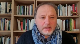 Il sociologo Pira: «Si combatte con le armi e con le fake news»