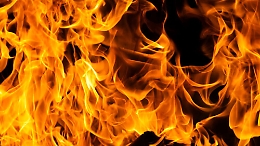 Fuga di gas e poi fiammata da una bombola: morta 90enne e 4 feriti