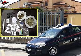 Sorpresi in un "laboratorio" a confezionare dosi di droga: tre arresti nel Catanese