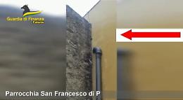 Tenta di rubare oggetti liturgici in una chiesa: così il ladro si era organizzato