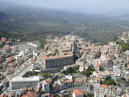 A Castiglione di Sicilia  parte la vendita di "Case a 1 euro": c'è tempo fino al 27 marzo