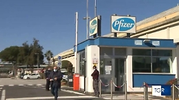 Pfizer, sindacati premono sul ritiro dei licenziamenti: «Pronti a fare sciopero»