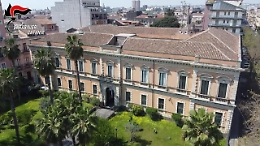 &laquo;Dammi 30 euro, altrimenti...&raquo;, l'estortore di Riposto ripreso dalla videosorveglianza