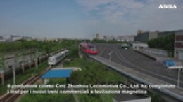 In Cina c'è il treno a lievitazione magnetica che va a 200 km/h (e senza pilota grazie al 5G)