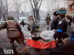 Morta con il bimbo la donna incinta fotografata dopo bombardamento ospedale