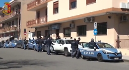 Truffe su permessi soggiorno, 12 misure cautelari nel Messinese