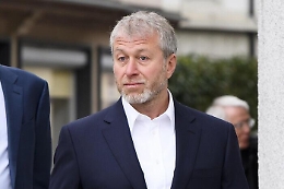 Sanzioni contro gli oligarchi russi: anche Abramovich finisce nella black list