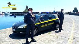 Sequestro di beni milionario per due fratelli titolari di un bar di Aci Trezza