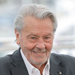 Anthony Delon svela in un libro come vorrà morire il padre Alain