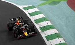 Gp Arabia: Perez scatta in testa, poi Leclerc e Verstappen