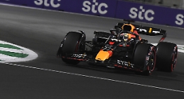 Gp Arabia: vince Red Bull Verstappen, seconda Ferrari Leclerc