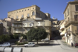 Furto sacrilego ad Aragona