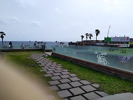 Catania, squallore e degrado dove meno te l'aspetti: in piazza Europa