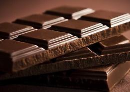 Salmonella nel cioccolato, 150 casi in Europa: ecco in quali Stati