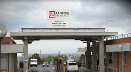 Gas, petrolio e guerra: il polo siracusano tra i sogni algerini e la pericolosa ostilità ai russi