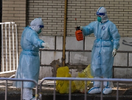 Prime tre vittime della variante Omicron in Cina fanno ripartire allarme mondiale