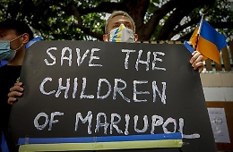 Mosca consegna bozza per i colloqui ma non si fida. Kiev delusa da Scholz