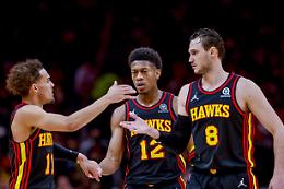 Playoff Nba: Atlanta recupera, Bucks e Suns tornano avanti