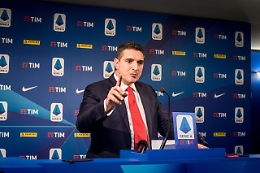 De Siervo:"Merito sportivo sia unico criterio per accesso coppe"