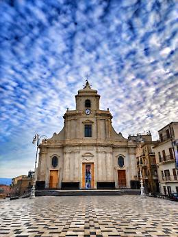 Centuripe, Chiesa madre con la facciata restaurata