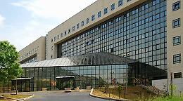 Neonato muore dopo un cesareo, indagati tre medici a Enna