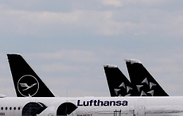 Lufthansa: in trimestre perdita netta 584 mln,doppia ricavi