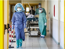 In Sicilia contagi in calo, Siracusa e Messina sopra la media. Terze dosi al 75%