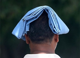 Ondata di caldo record in India: a Delhi registrati 49,2 gradi