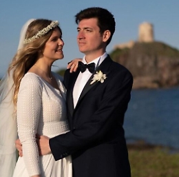 Nozze a sorpresa in casa Ruta-Goria: Gian Amedeo sposa la sua "vicina" di nursery