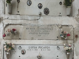 Omofobia: a Napoli lapide del 1924 testimonia amore gay