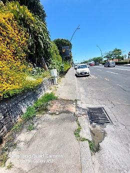 Scarico di fognatura  al lungomare di Catania
