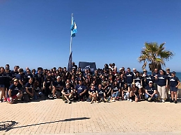 Plasticfree lungo la spiaggia lido di Fiori