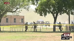 Spari in scuola elementare in Texas: morti diversi studenti e un insegnante