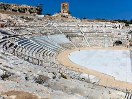 Concerti di musica pop al Teatro Greco: ai siracusani l'idea non dispiace ma restano aperti dibattito e polemiche