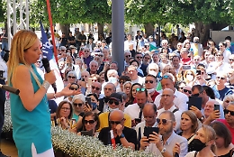 Meloni in Sicilia: &laquo;Grande entusiasmo per Musumeci. Il M5S? Senza la "paghetta" chi li vota pi&ugrave;?&raquo;