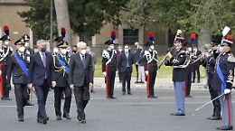 2 Giugno: Mattarella depone corona all'Altare della Patria