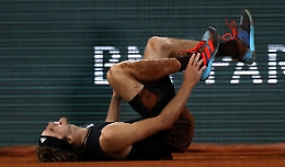Zverev, l'infortunio &egrave; gravissimo: &laquo;Lacerati diversi legamenti&raquo;