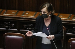 Caos ai seggi a Palermo, Lamorgese respinge le accuse: «In Sicilia la competenza è della Regione»