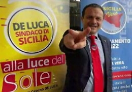 De Luca torna "Scateno": «Musumeci? La settimana prossima la Meloni lo molla»