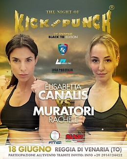 Elisabetta Canalis sul ring di kickboxing: debutto vincente