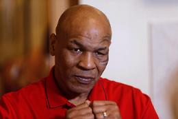 Tyson-Mayweather in Congo, il grande nulla del pugilato-spettacolo: perch&eacute; l&rsquo;esibizione mancata dice molto pi&ugrave; del match che non si &egrave; mai visto