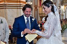 Ambra Lombardo, l'ex prof del Grande Fratello sposa da favola a Ispica