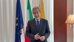 Caos rifiuti e caro trasporti per le isole, le "spine" per il Governo Musumeci