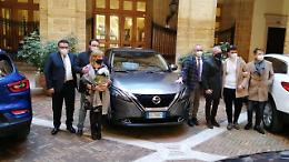 Caso Suv: l'opposizione torna all'attacco