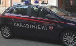 Nigeriano rapina una coppia e tenta di violentare la donna: arrestato
