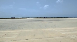 Primo volo EasyJet per Lampedusa: il primo passeggero un bimbo napoletano